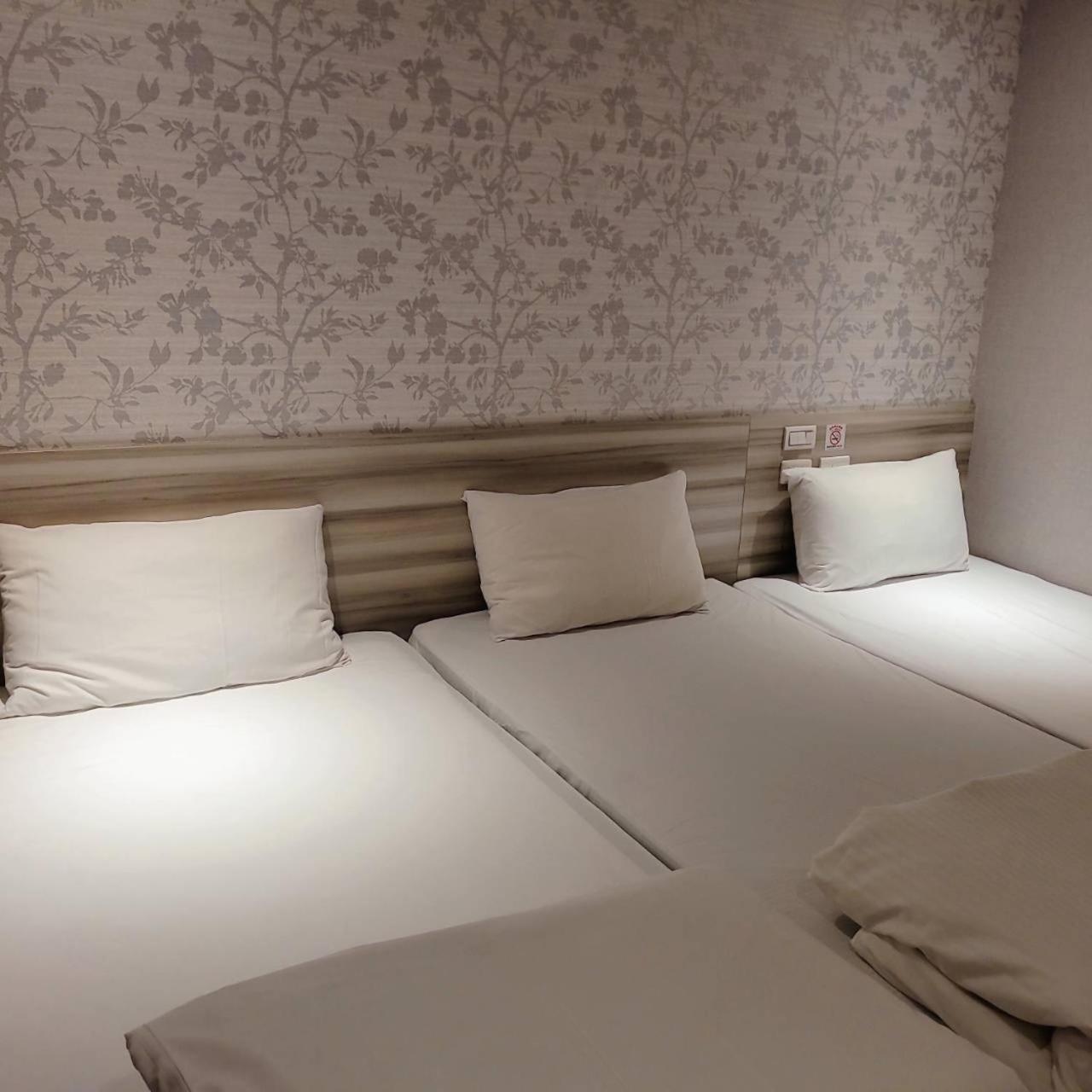 Bed and Breakfast Smile Comma Taipeh Exterior foto