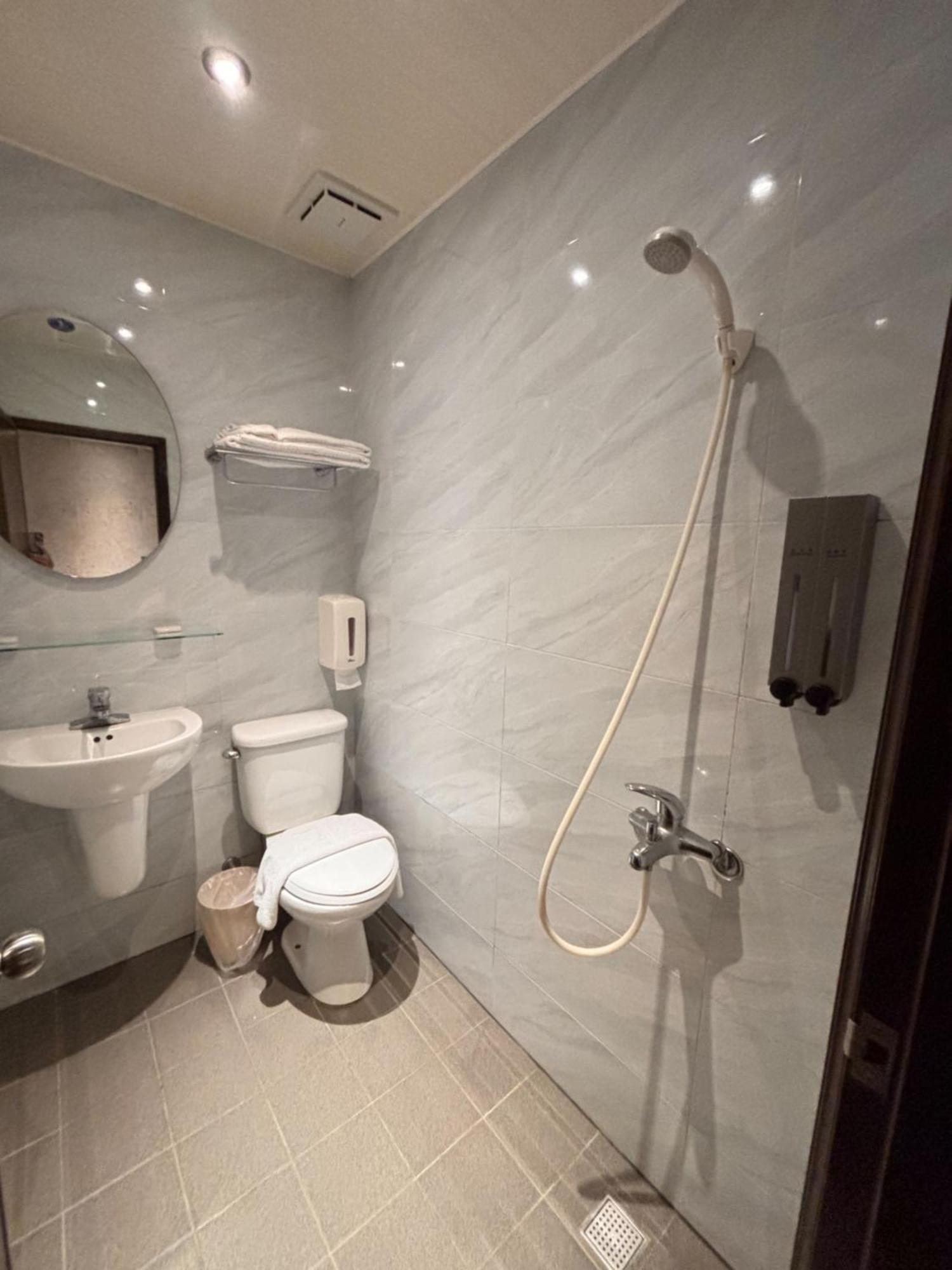 Bed and Breakfast Smile Comma Taipeh Exterior foto